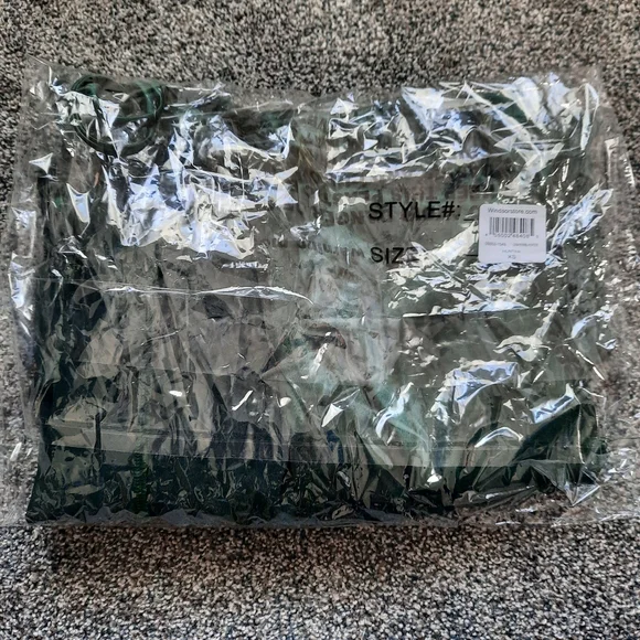 Windsor Abigail Ruched Satin Mermaid Dress, emerald green, size xs, NWT. - Picture 5 of 6